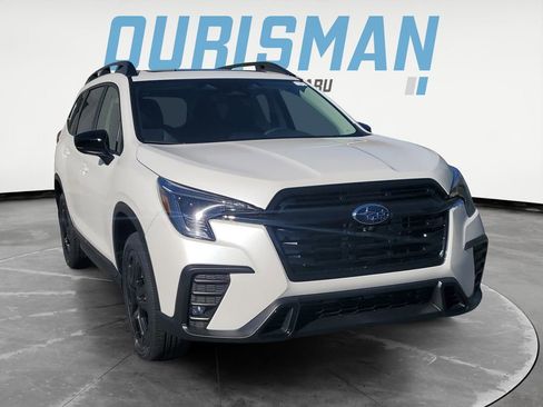 Used 2025 Subaru Ascent Bronze Edition w/ Onyx Package image 1