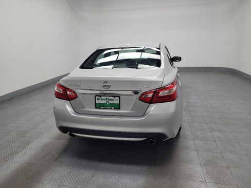 Used 2017 Nissan Altima 2.5 SV image 7
