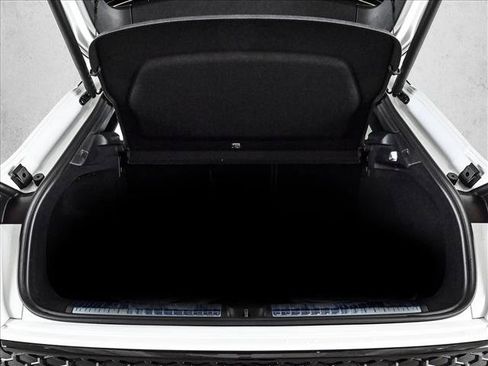 New 2026 Audi Q3 quattro 2.0T AWD/4WD image 6