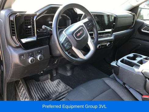 Used 2024 GMC Sierra 1500 Elevation AWD/4WD image 3