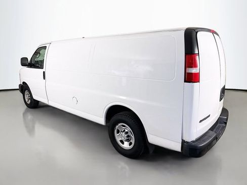 Used 2016 Chevrolet Express 3500 Extended image 5