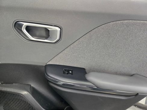 Used 2025 Kia K4 EX FWD image 8
