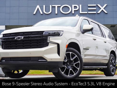Used 2024 Chevrolet Suburban RST RWD image 1