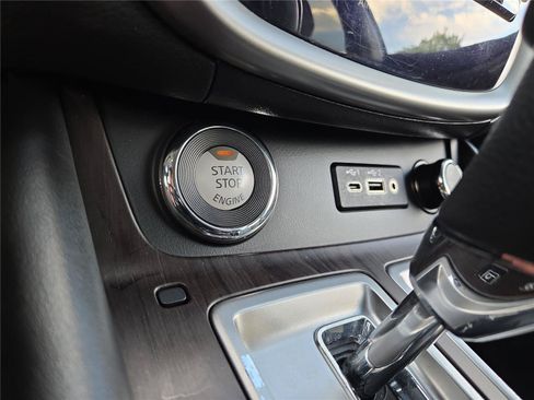Used 2023 Nissan Murano Platinum AWD/4WD image 10