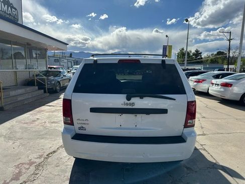 Used 2008 Jeep Grand Cherokee Laredo AWD/4WD image 6