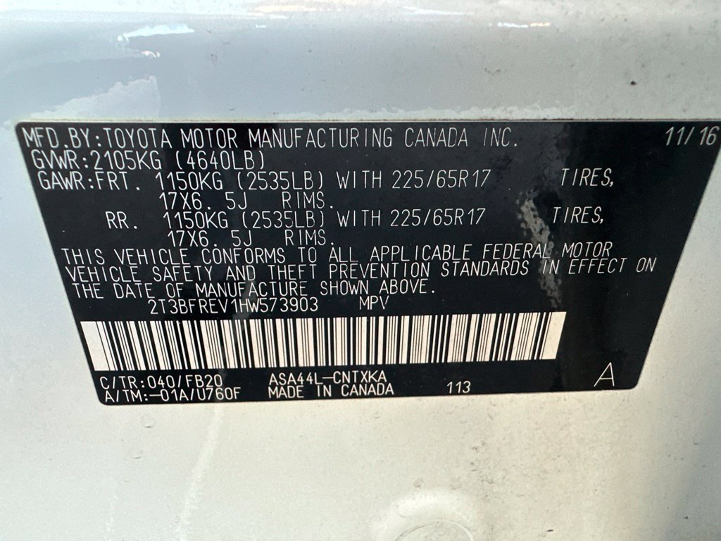 Used 2017 Toyota RAV4 LE AWD/4WD image 17