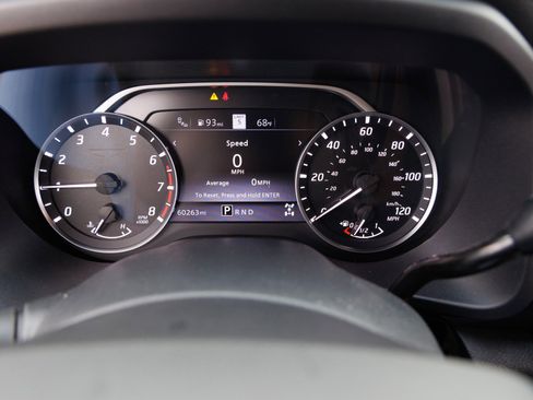 Used 2023 Nissan Titan Platinum Reserve w/ Moonroof Package image 22