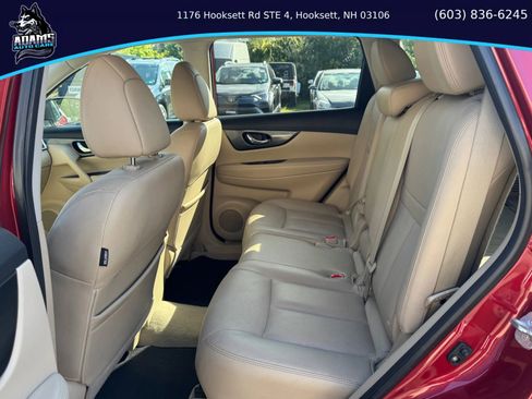 Used 2015 Nissan Rogue SL w/ SL Premium Package image 12