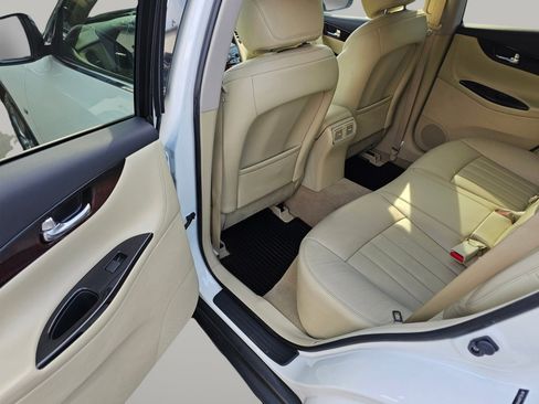 Used 2016 INFINITI QX50 AWD w/ Premium Plus Package image 24