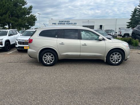 Used 2015 Buick Enclave Leather w/ Trailering Package AWD/4WD image 3