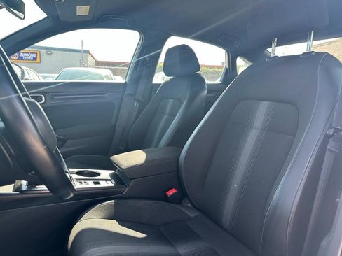 Used 2023 Honda Civic Sport image 13