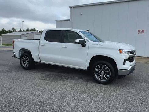 New 2025 Chevrolet Silverado 1500 LT image 2