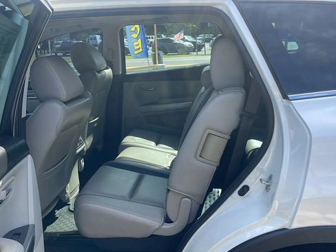Used 2012 MAZDA CX-9 Grand Touring w/ Moonroof & Bose Audio Pkg FWD image 12