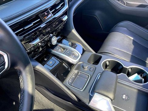 Used 2023 Acura MDX SH-AWD w/ Advance Package image 19