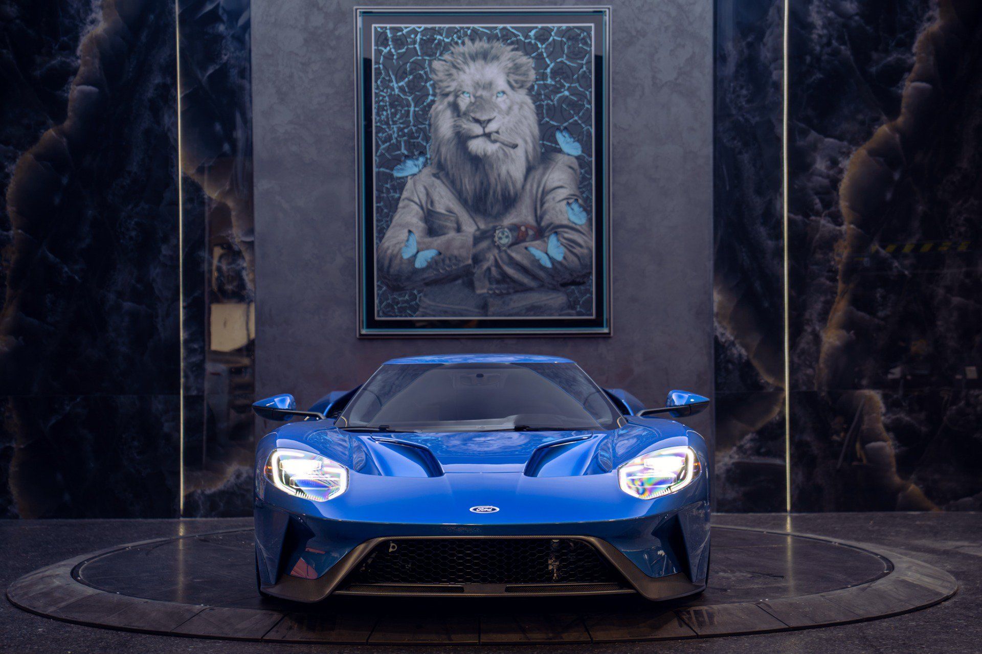 Used 2021 Ford GT RWD image 10