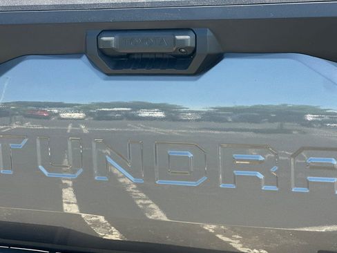 Used 2025 Toyota Tundra SR5 w/ SR5 Convenience Package AWD/4WD image 48
