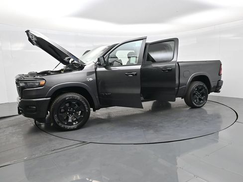 New 2026 RAM 1500 Big Horn AWD/4WD image 39
