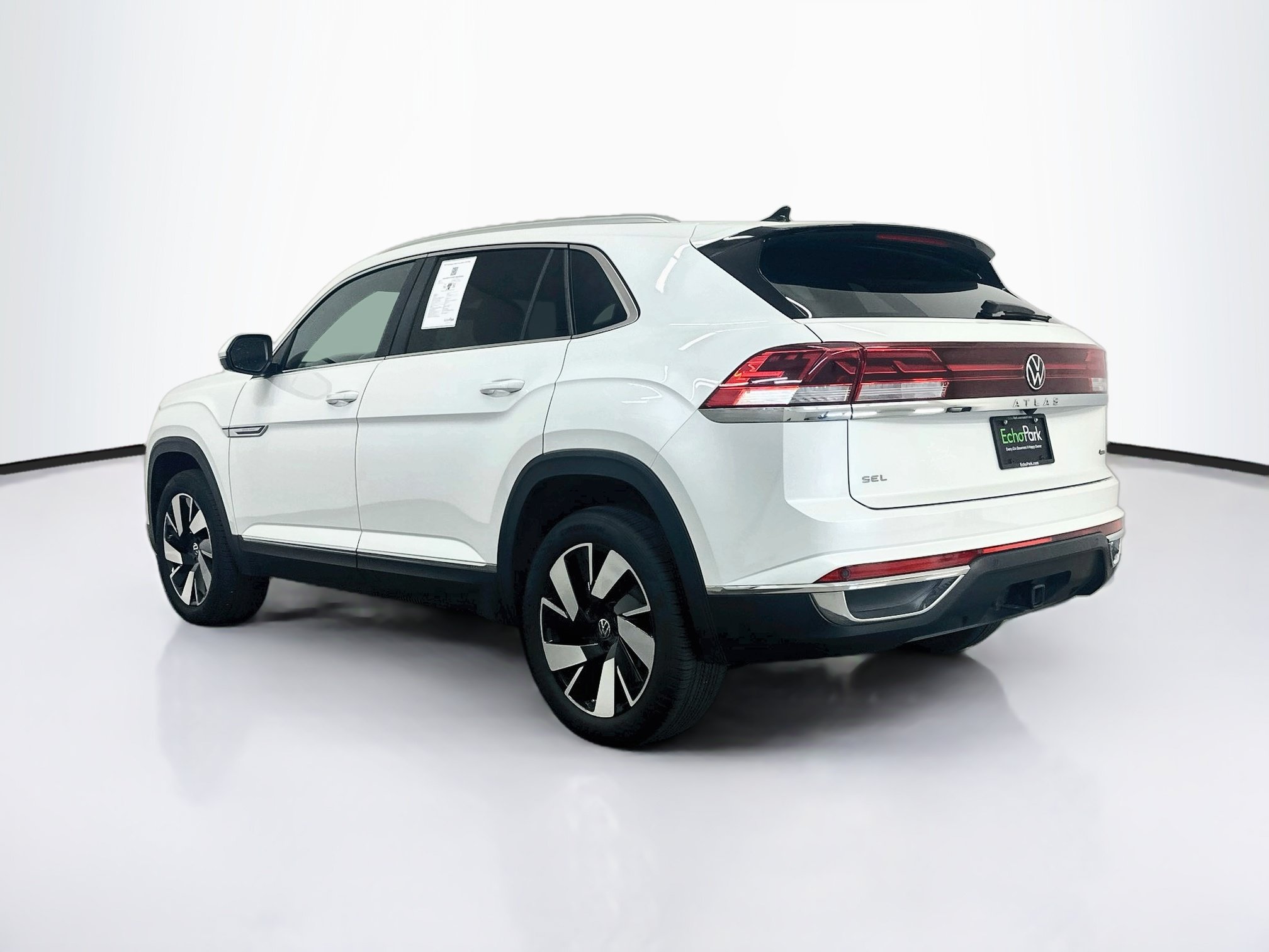 Used 2025 Volkswagen Atlas Cross Sport SEL AWD/4WD image 5
