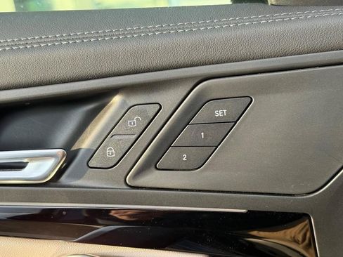 Used 2024 BMW X1 xDrive28i w/ Technology Package image 15