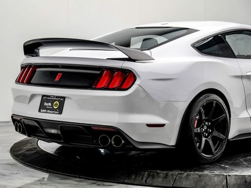 Used 2016 Ford Mustang Shelby GT350R w/ GT350R Equipment Group 920A image 18