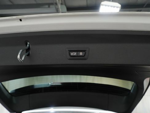 Used 2022 BMW X3 xDrive30i w/ Premium Package image 6