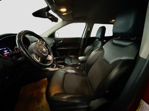 Used 2018 Jeep Compass Latitude w/ Cold Weather Group image 21