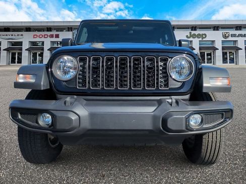 Used 2024 Jeep Wrangler Sport S image 3