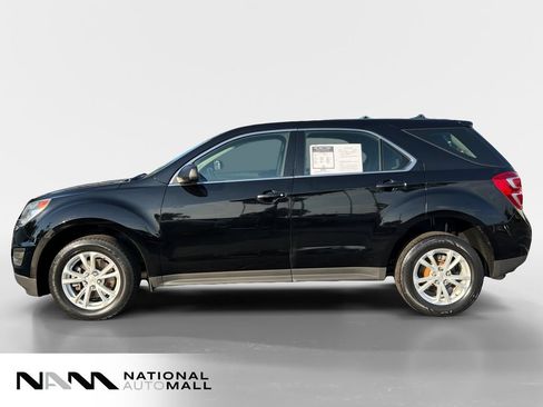 Used 2017 Chevrolet Equinox LS AWD/4WD image 2