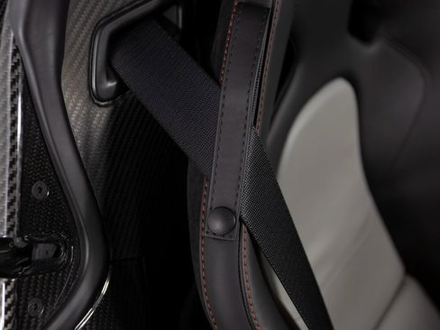 Used 2014 McLaren P1 image 47