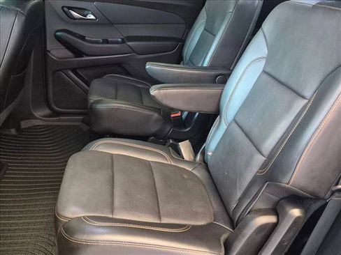 Used 2018 Chevrolet Traverse Premier w/ Redline Edition FWD image 17