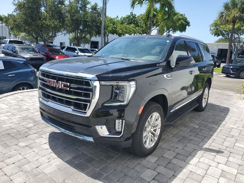 Certified 2024 GMC Yukon SLT w/ SLT Luxury Package RWD image 3