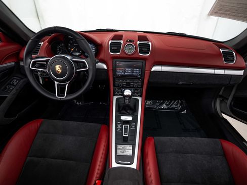 Certified 2016 Porsche Boxster Spyder RWD image 14
