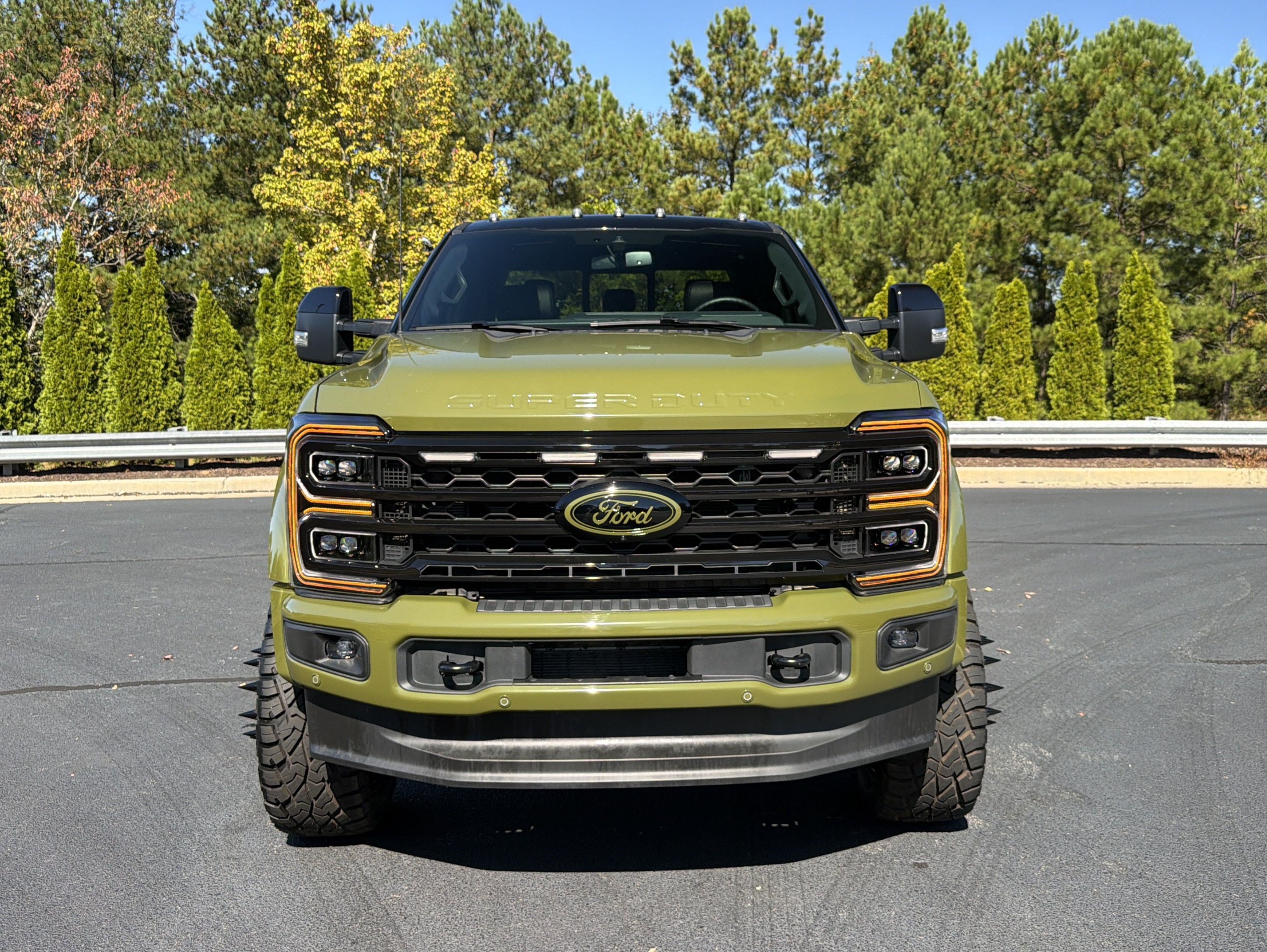 Used 2026 Ford F450 Platinum w/ FX4 Off-Road Package AWD/4WD image 14
