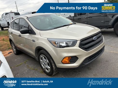 Used 2018 Ford Escape S FWD image 1