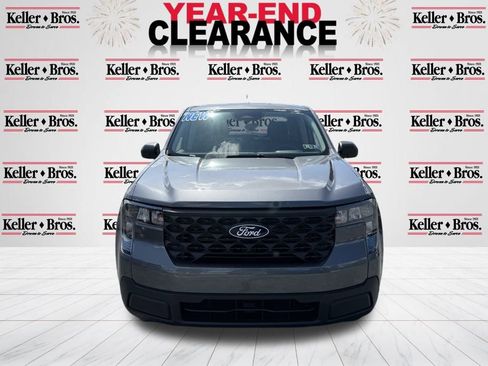 New 2025 Ford Maverick XL image 2