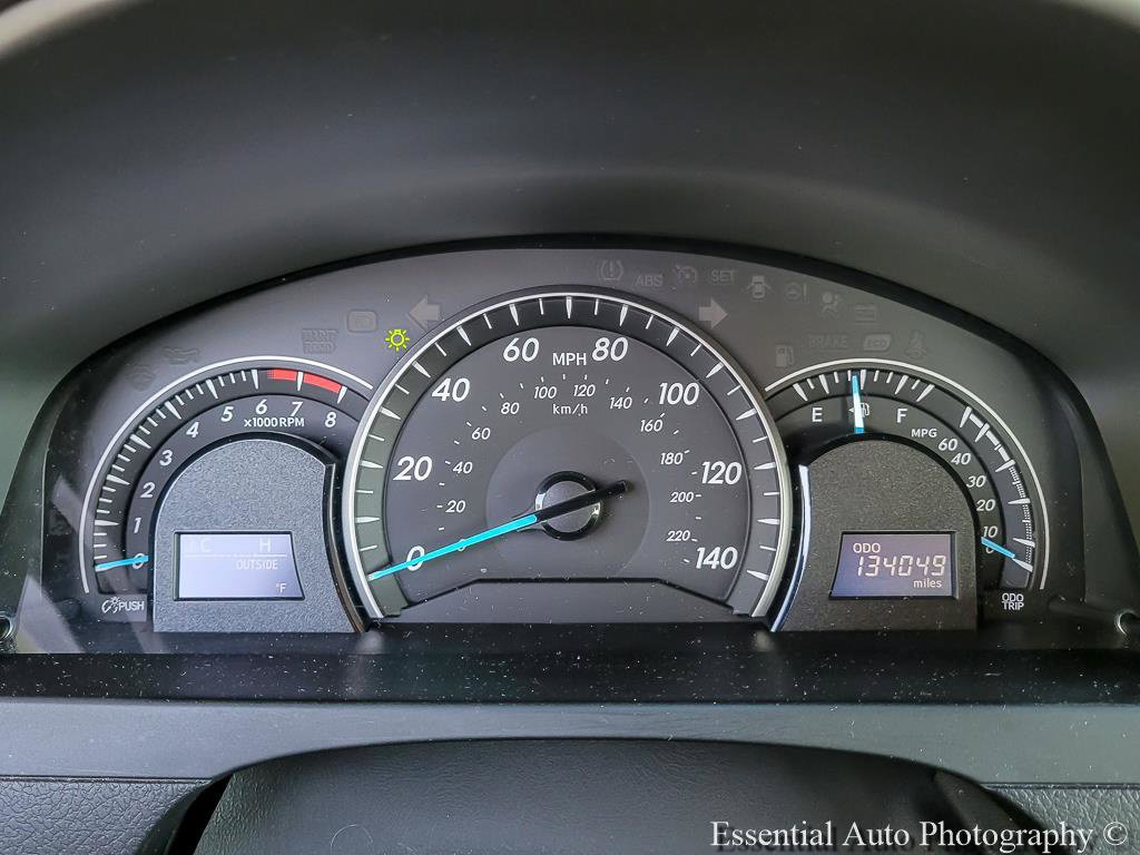 Used 2013 Toyota Camry LE FWD image 14