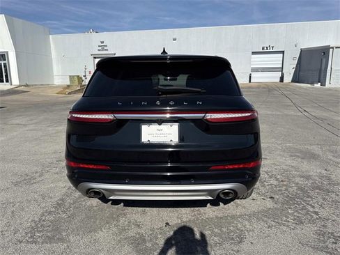 Used 2022 Lincoln Corsair Reserve w/ Equipment Group 201A image 3