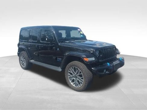 Used 2024 Jeep Wrangler High Altitude AWD/4WD image 4