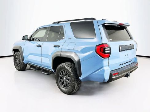 Used 2025 Toyota 4Runner SR5 RWD image 4