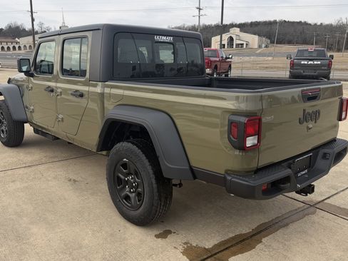 New 2026 Jeep Gladiator Sport AWD/4WD image 5