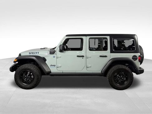 Used 2024 Jeep Wrangler Unlimited AWD/4WD image 10