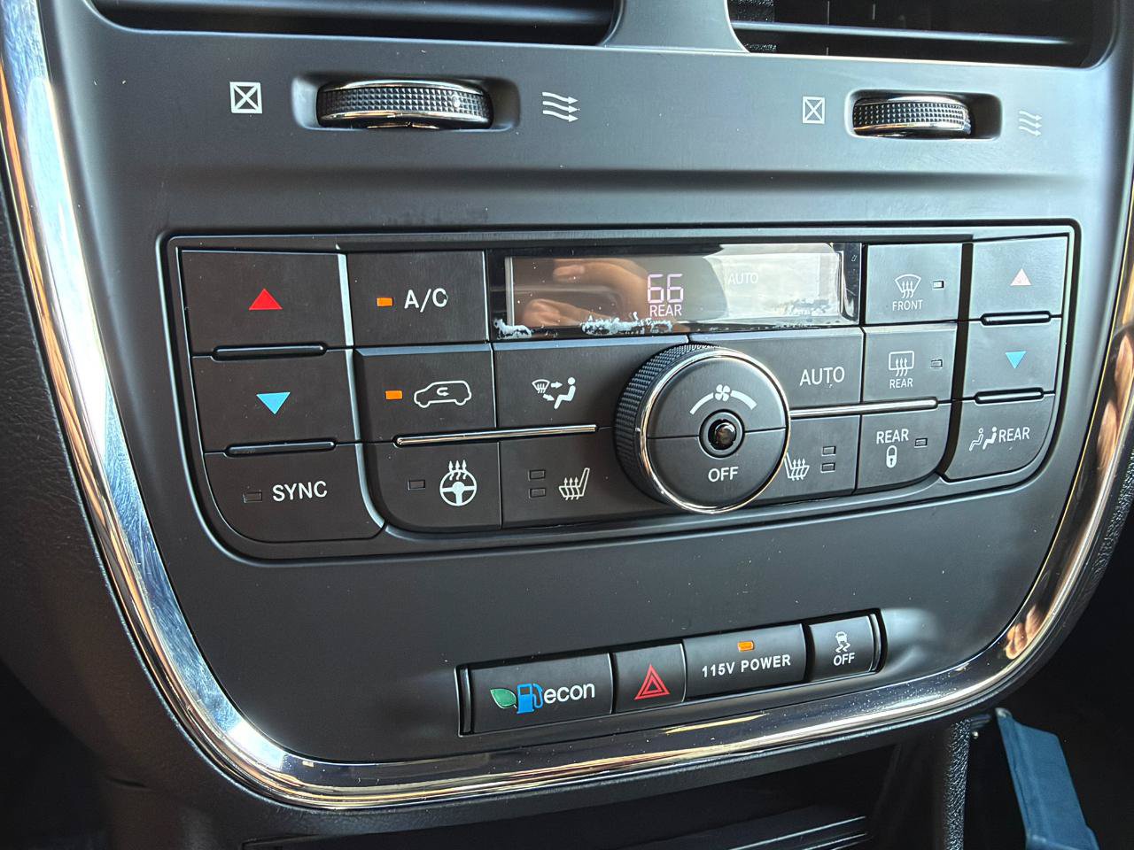 Used 2019 Dodge Grand Caravan GT FWD image 30