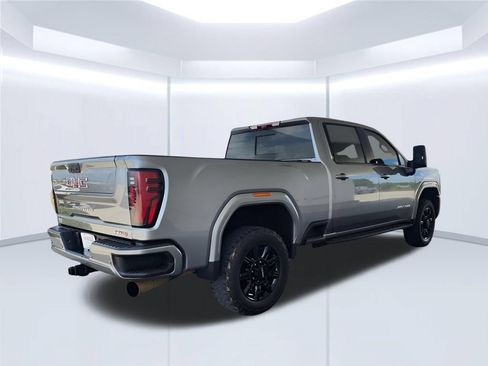 Used 2024 GMC Sierra 2500 AT4 w/ AT4 Premium Plus Package AWD/4WD image 6