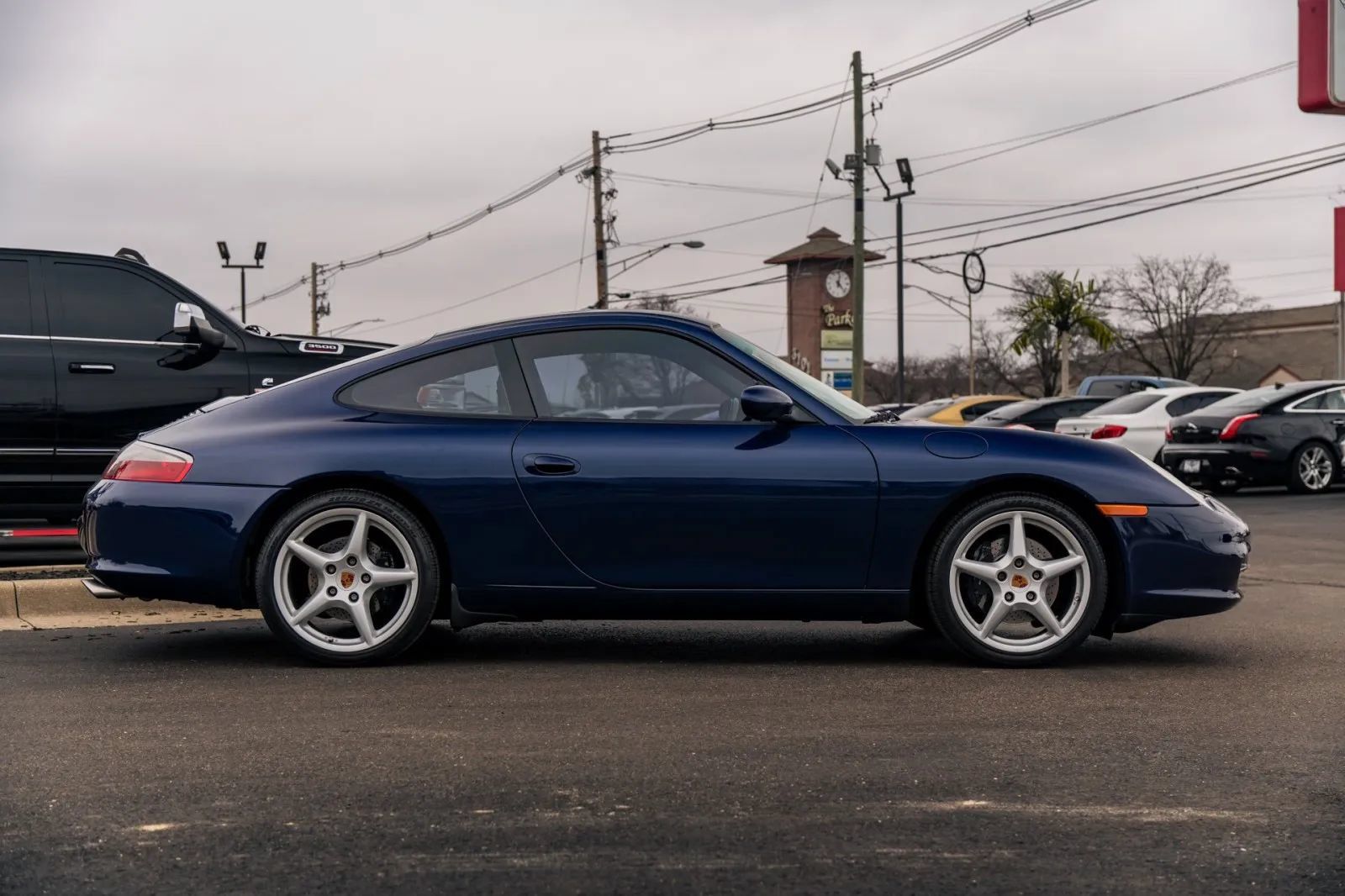 Used 2003 Porsche 911 Carrera RWD image 8