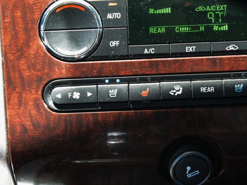 Used 2013 Ford Expedition EL King Ranch RWD image 19
