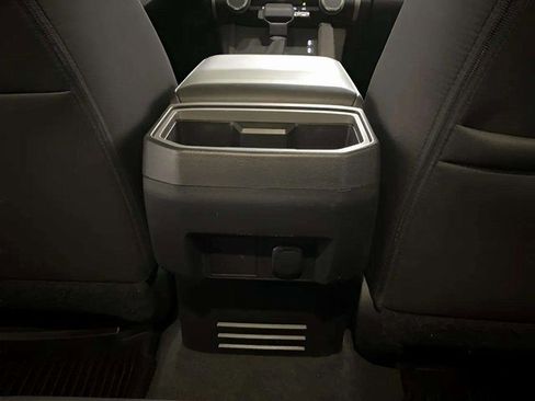 Used 2025 Toyota Tacoma SR5 image 63