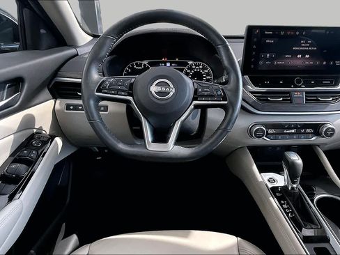 Certified 2024 Nissan Altima 2.5 SL FWD image 6