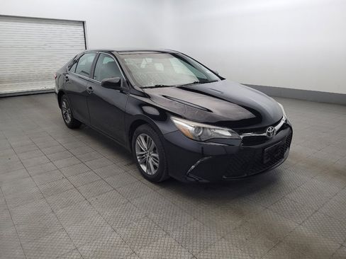 Used 2016 Toyota Camry SE image 13