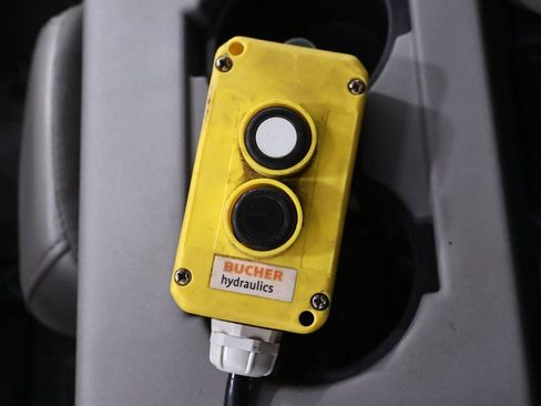 Certified 2022 Ford F550 XL image 29