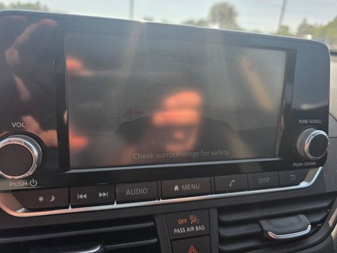 Used 2021 Nissan Altima 2.5 S image 17